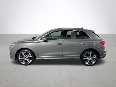 Used 2019 Audi Q3 2.0T Premium Plus w/ Premium Plus Package AWD/4WD image 9