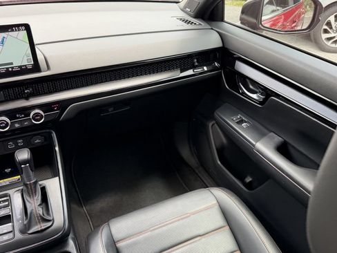 Used 2025 Honda CR-V Sport Touring image 15
