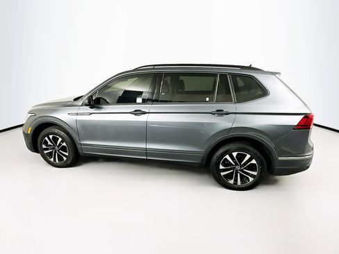 Used 2022 Volkswagen Tiguan S FWD image 4