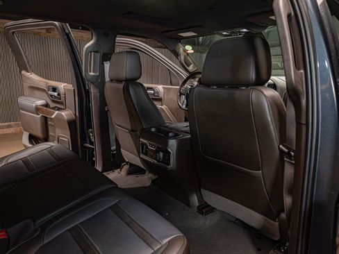 Used 2019 GMC Sierra 1500 Denali w/ Denali Ultimate Package AWD/4WD image 26
