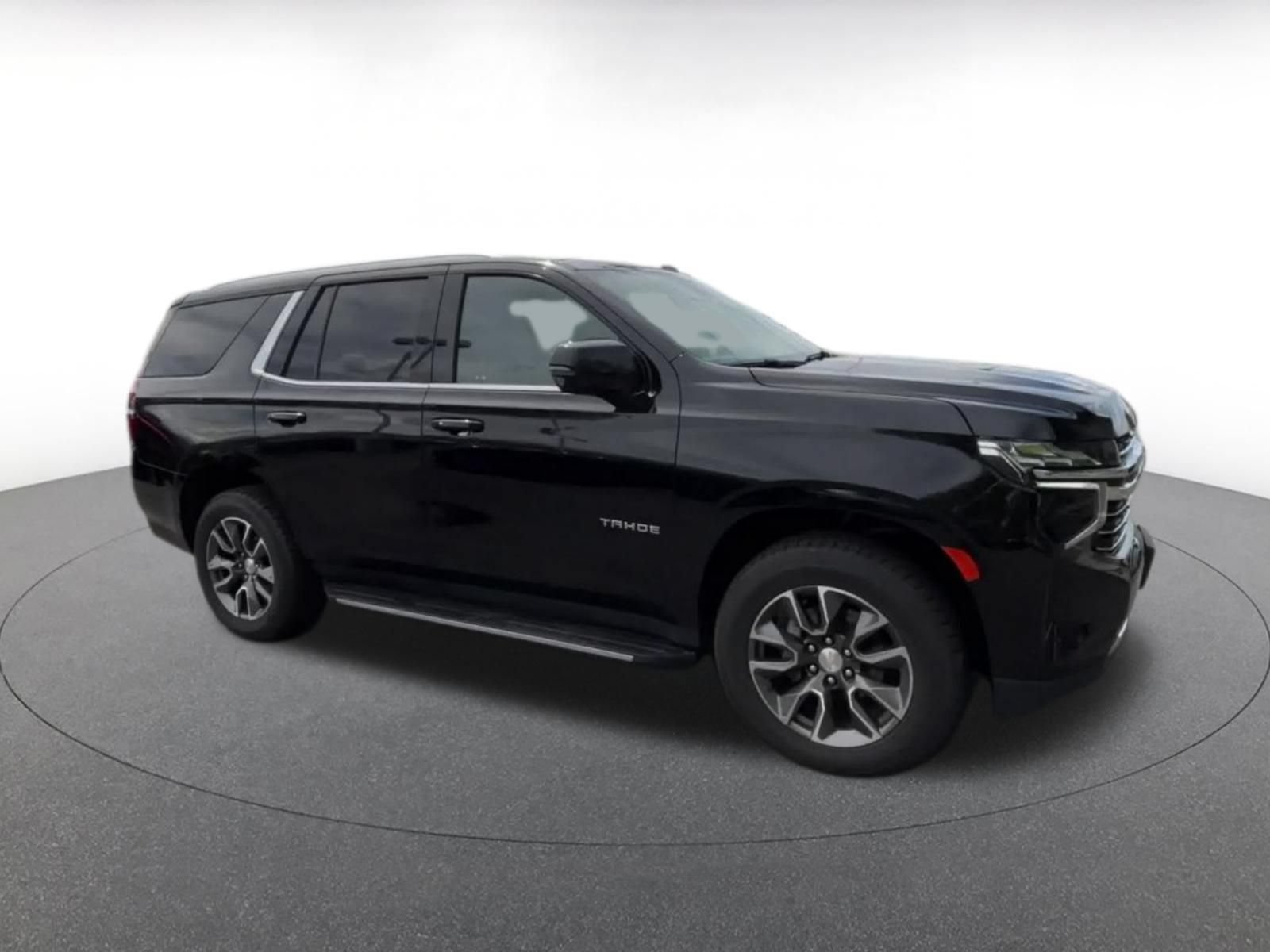 Used 2023 Chevrolet Tahoe LT w/ Luxury Package AWD/4WD image 46