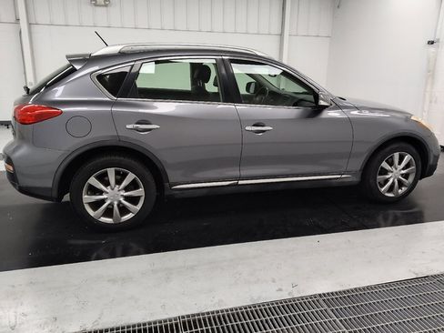 Used 2017 INFINITI QX50 2WD w/ Premium Plus Package image 10