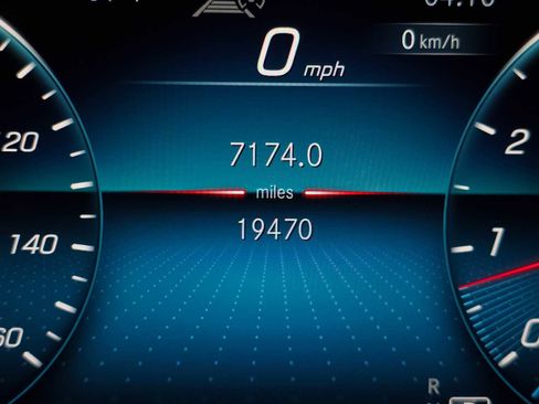 Used 2023 Mercedes-Benz GLS 450 4MATIC image 29