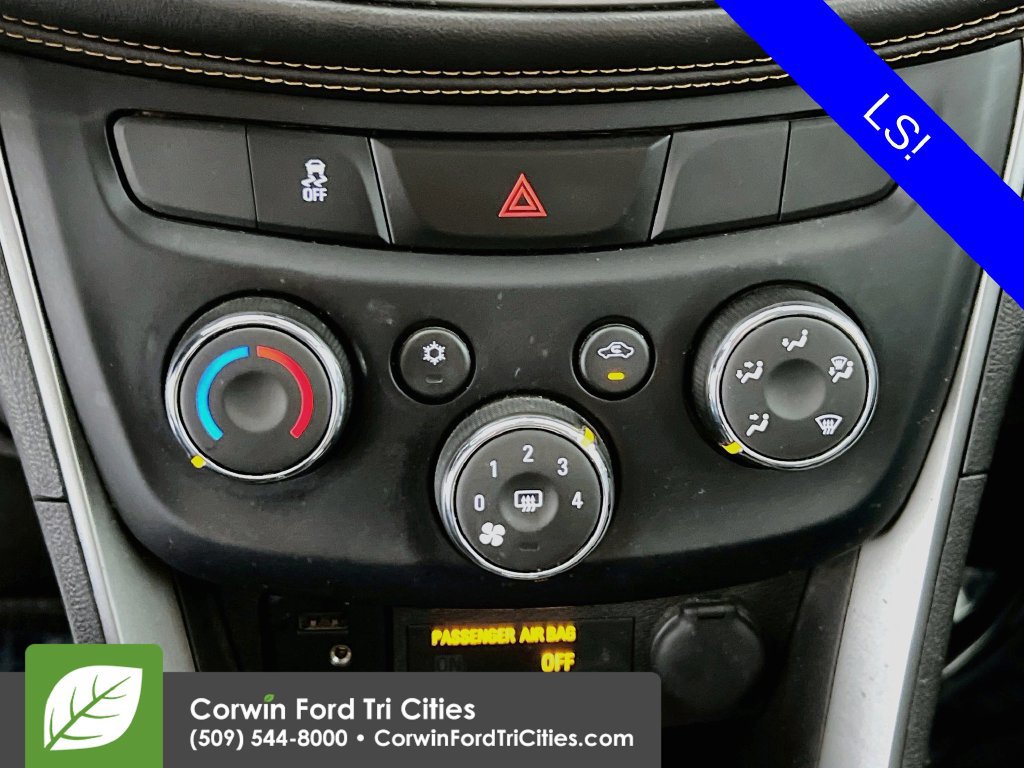 Used 2020 Chevrolet Trax LS w/ Tint and Cruise Package AWD/4WD image 8