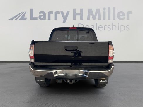 Used 2015 Toyota Tacoma 4x4 Double Cab image 4