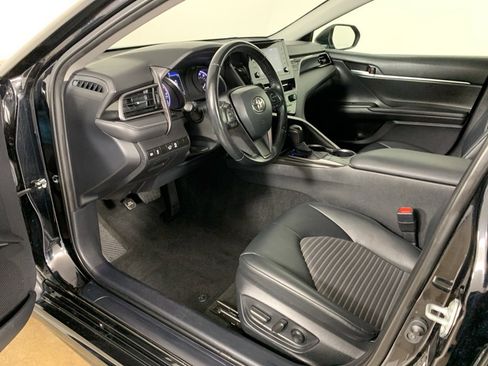Used 2023 Toyota Camry SE image 20