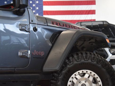 Used 2018 Jeep Wrangler Unlimited Rubicon image 36