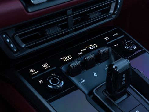 Certified 2024 Porsche 911 Carrera 4S image 30