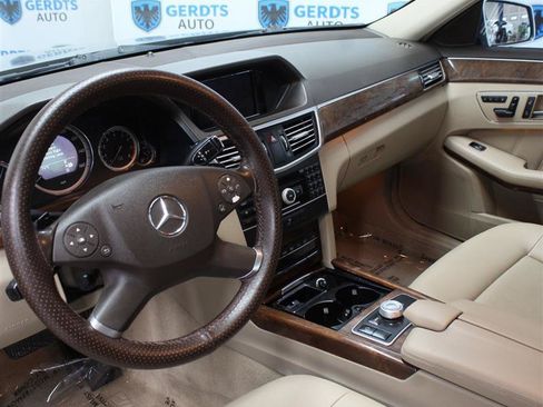 Used 2011 Mercedes-Benz E 350 Sedan image 7