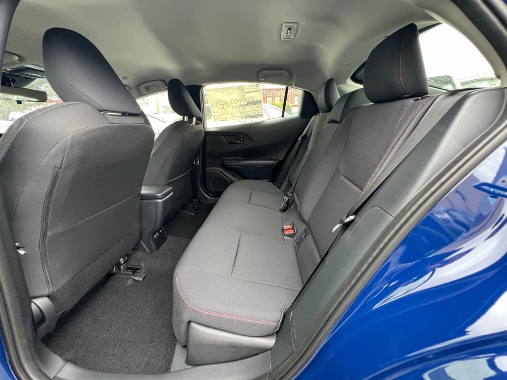 New 2027 Toyota Prius Plug-In Hybrid FWD image 13