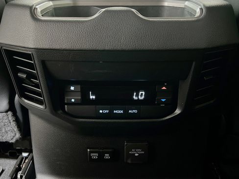 Used 2024 Toyota Sequoia Limited image 18