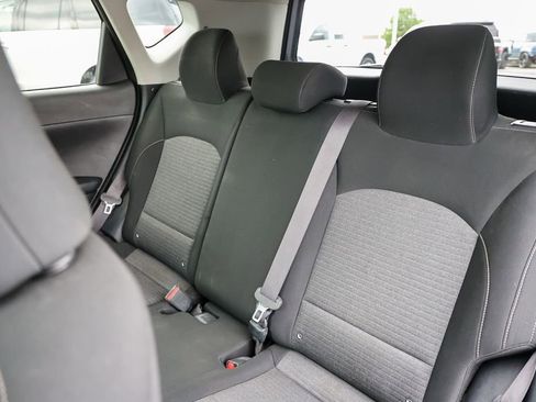 Used 2020 Kia Soul S FWD image 26