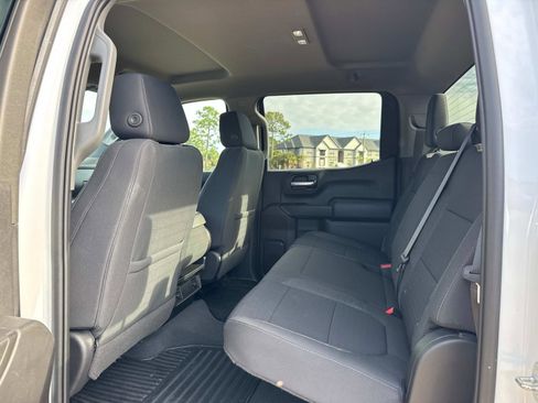 Used 2022 Chevrolet Silverado 1500 Custom image 16