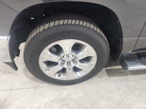 Used 2019 RAM 1500 Big Horn image 12