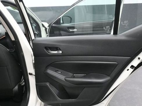 Used 2021 Nissan Altima 2.5 S FWD image 14