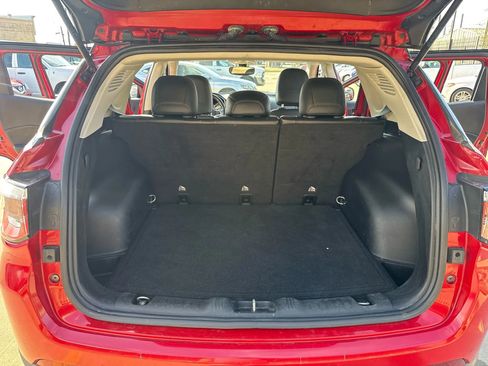 Used 2019 Jeep Compass Limited image 29