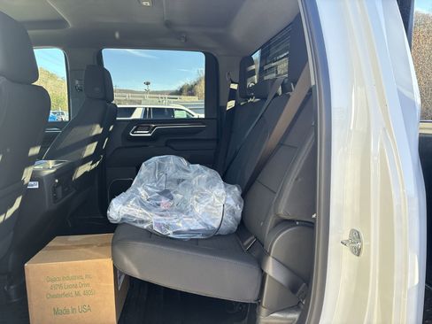 New 2026 Chevrolet Silverado 3500 LT w/ Convenience Package image 24