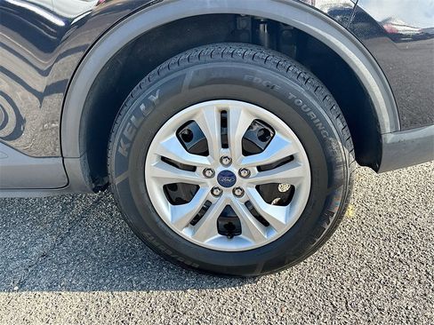 Used 2021 Ford Escape S image 24