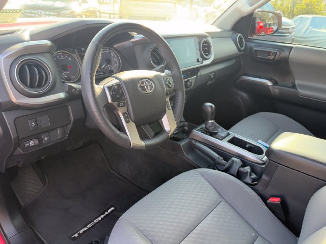 Used 2022 Toyota Tacoma SR5 RWD image 8
