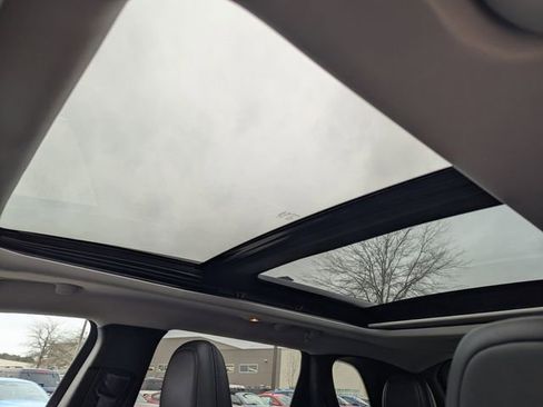 Used 2022 Jeep Cherokee Latitude Lux w/ Sun & Sound Group image 20