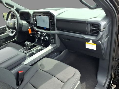 New 2026 Ford F150 XLT w/ XLT Black Appearance Package AWD/4WD image 11