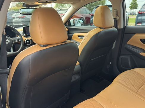 Used 2024 Nissan Sentra SV w/ SV Premium Package FWD image 18