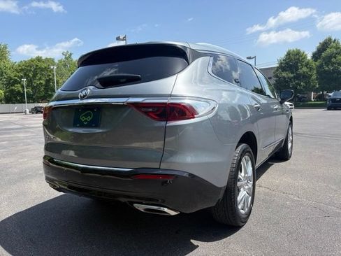 Used 2024 Buick Enclave Essence w/ Experience Buick Package AWD/4WD image 5