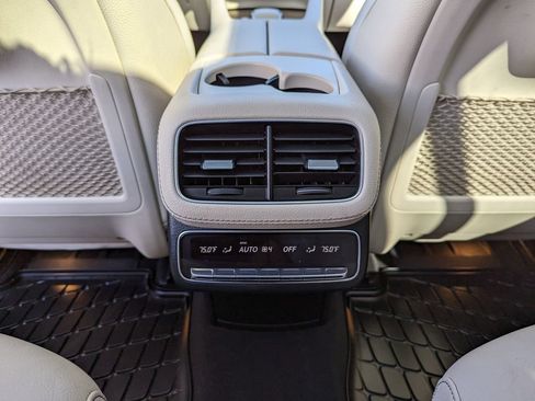 Used 2022 Mercedes-Benz GLS 450 4MATIC image 44