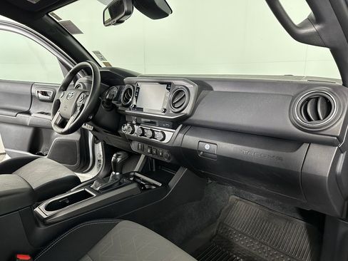 Used 2023 Toyota Tacoma TRD Off-Road image 26