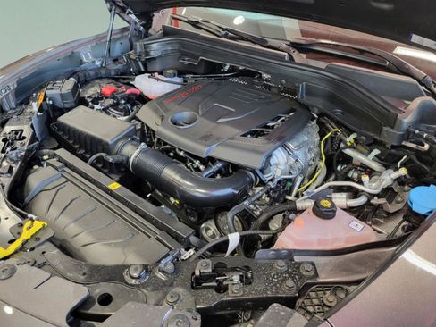 New 2025 Alfa Romeo Stelvio Sprint image 74