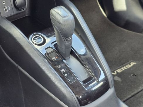 Used 2021 Nissan Versa S image 20