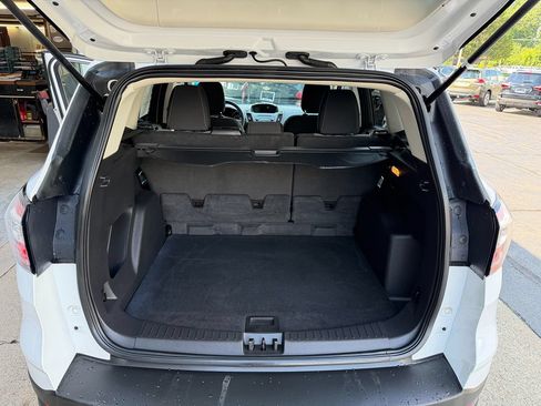 Used 2018 Ford Escape SE FWD image 6