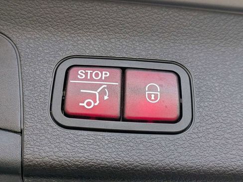 Used 2020 Mercedes-Benz GLS 450 GLS 450 image 12