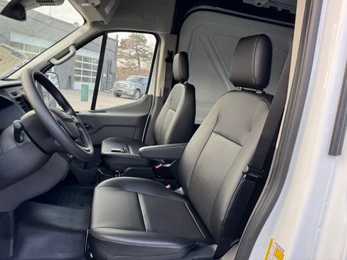 New 2026 Ford Transit 250 148 Medium Roof image 8