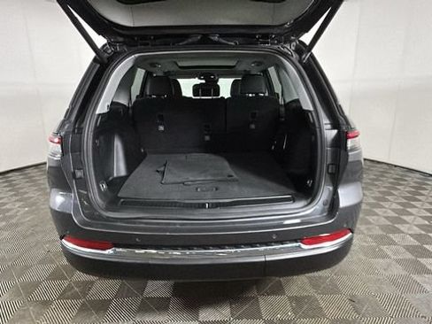 Used 2023 Jeep Grand Cherokee 4WD 4xe image 27