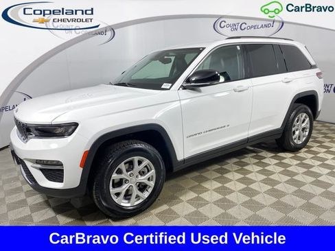 Used 2023 Jeep Grand Cherokee Limited AWD/4WD image 1