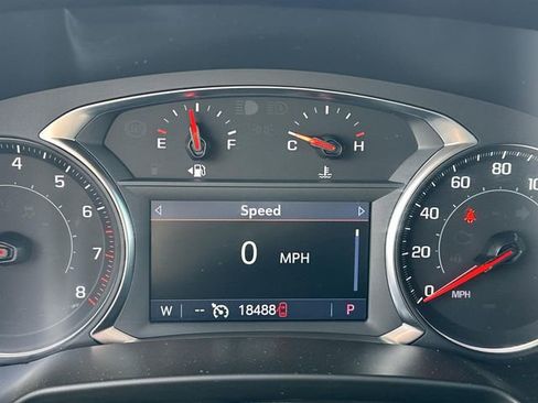 Used 2025 Chevrolet Blazer LT image 12