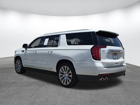 Used 2021 GMC Yukon XL Denali w/ Denali Ultimate Package AWD/4WD image 5