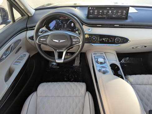 Used 2025 Genesis GV70 3.5T Sport w/ Sport Prestige Package image 12