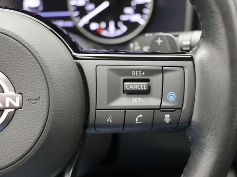 Used 2023 Nissan Rogue SV w/ SV Premium B Package image 20