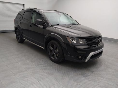 Used 2020 Dodge Journey Crossroad FWD image 11