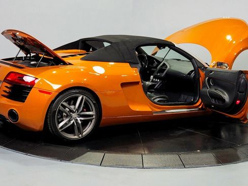 Used 2015 Audi R8 V8 w/ Full Leather Package image 12