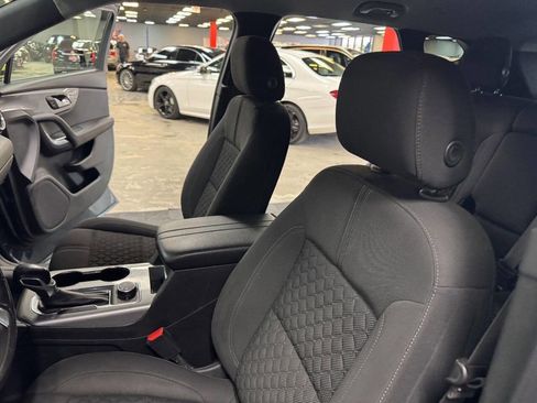 Used 2019 Chevrolet Blazer LT image 37