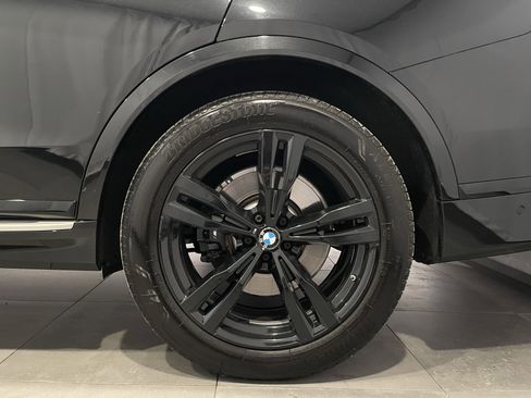Certified 2024 BMW X7 xDrive40i w/ M Sport Package AWD/4WD image 8