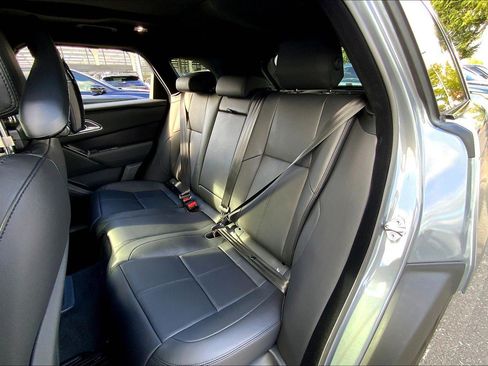 New 2026 Land Rover Range Rover Velar Dynamic SE image 11