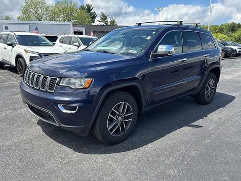 Used 2018 Jeep Grand Cherokee Limited AWD/4WD image 3