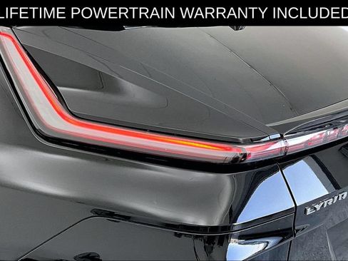 Used 2025 Cadillac Lyriq Luxury w/ LPO, Floor Liner Package AWD/4WD image 39