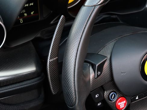 Used 2023 Ferrari F8 Tributo RWD image 15