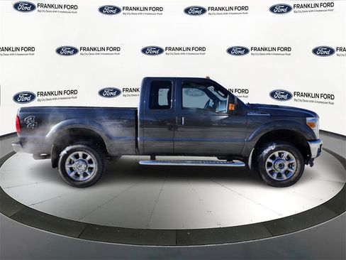 Used 2016 Ford F250 Lariat w/ Lariat Interior Package image 6