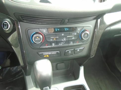 Used 2017 Ford Escape Titanium AWD/4WD image 16